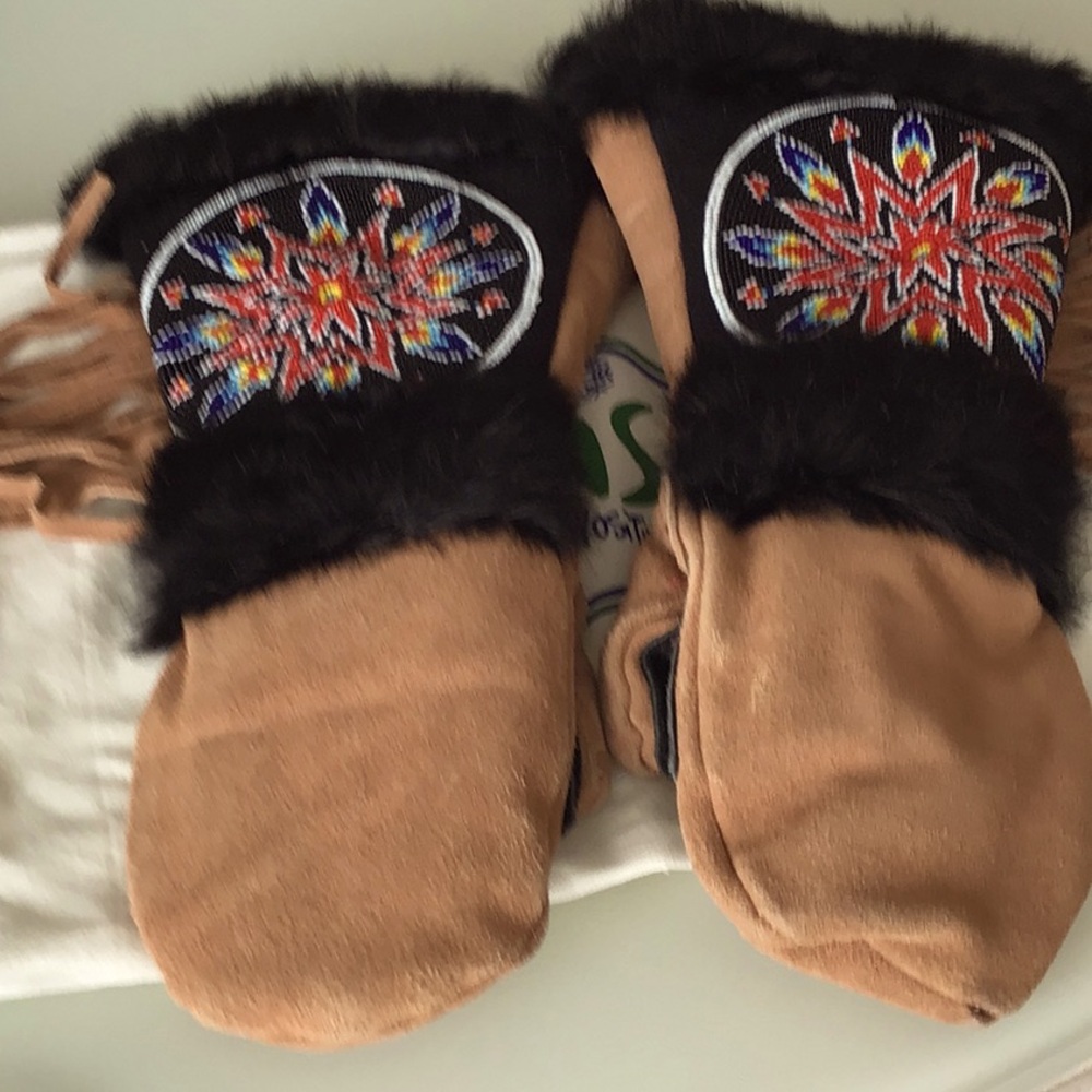 ASTIS LONG CUFFED MITTENS